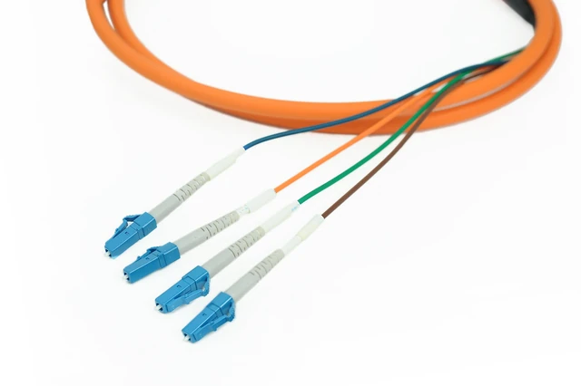 Opticis Fiber-Optic Cable — внешний вид